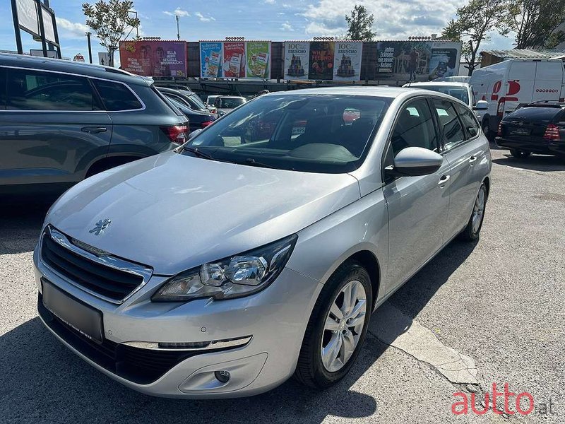 2015' Peugeot 308 photo #1