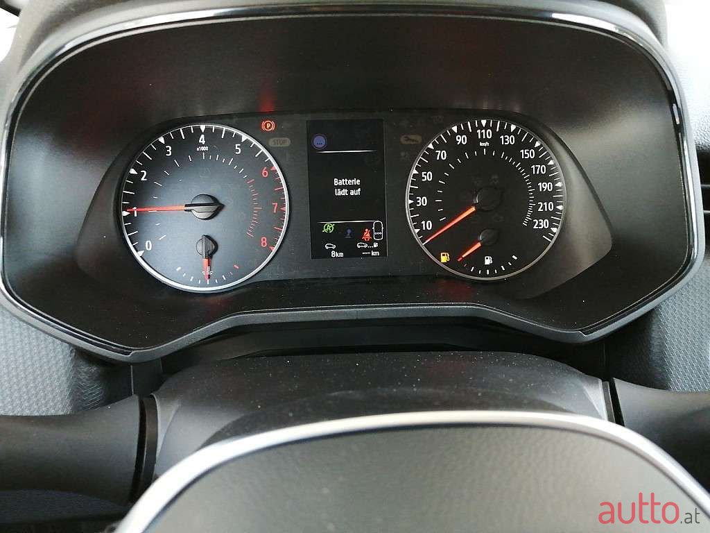 2022' Renault Clio photo #5