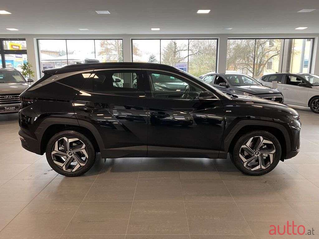 2023' Hyundai Tucson photo #4