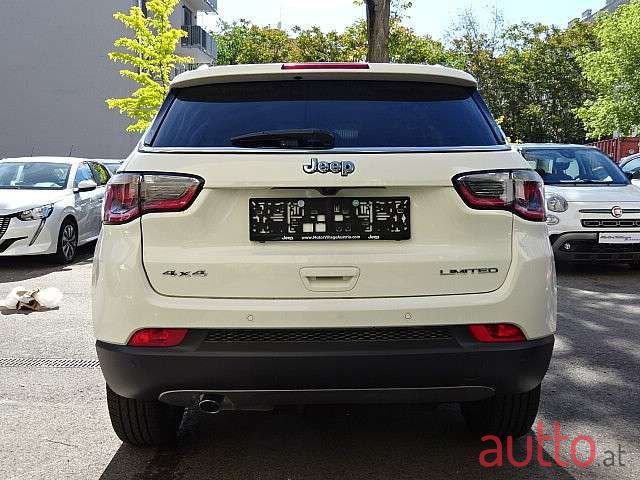2020' Jeep Compass photo #4