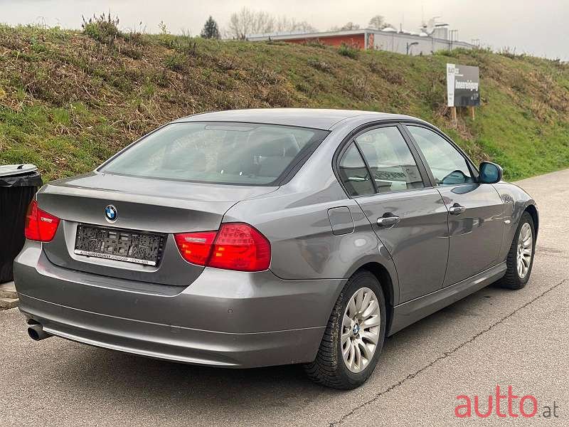 2009' BMW 3Er-Reihe photo #2