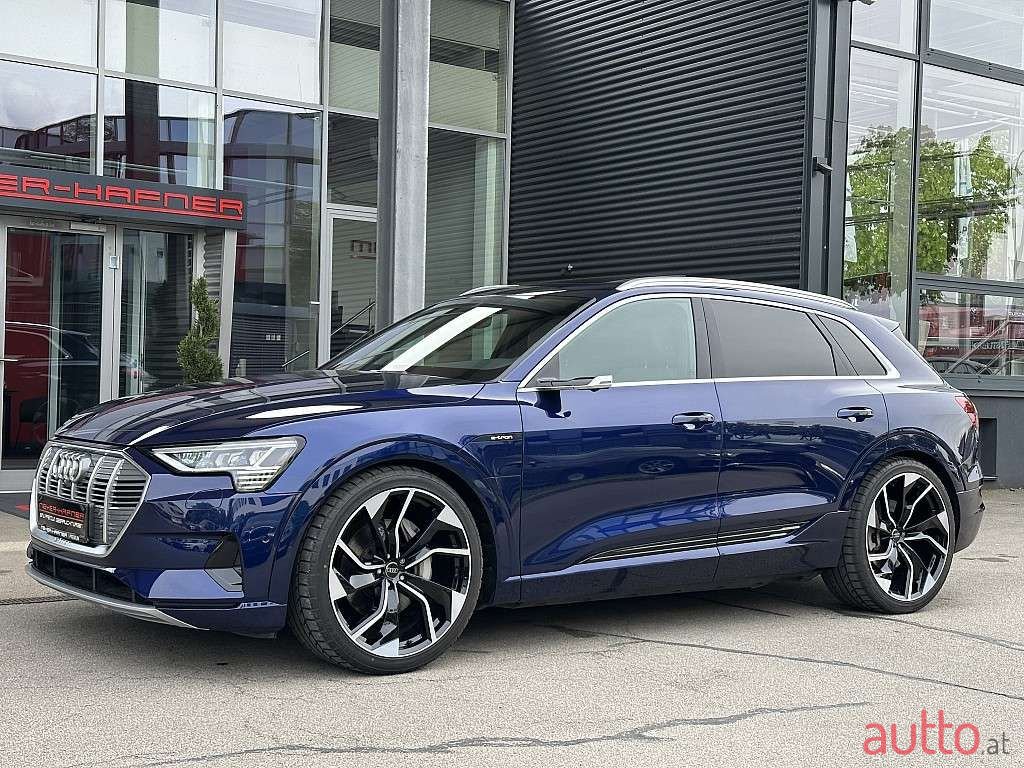 2020' Audi e-tron photo #2