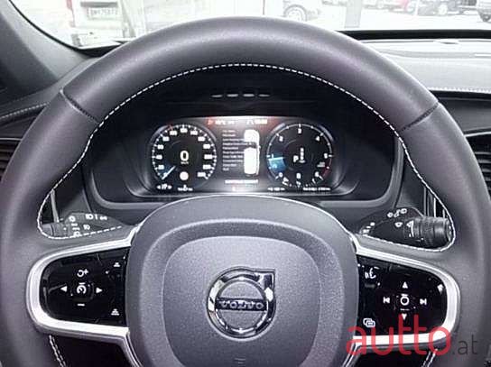 2020' Volvo XC90 photo #5