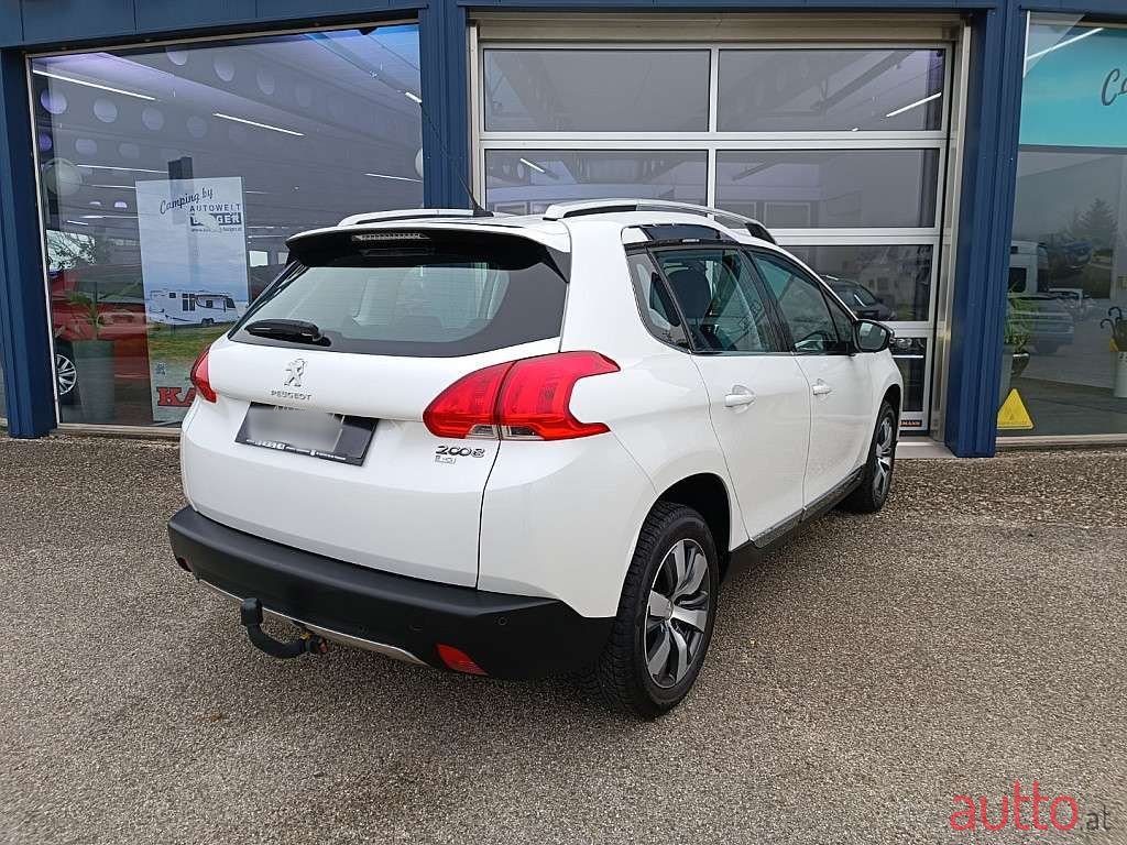 2013' Peugeot 2008 photo #4