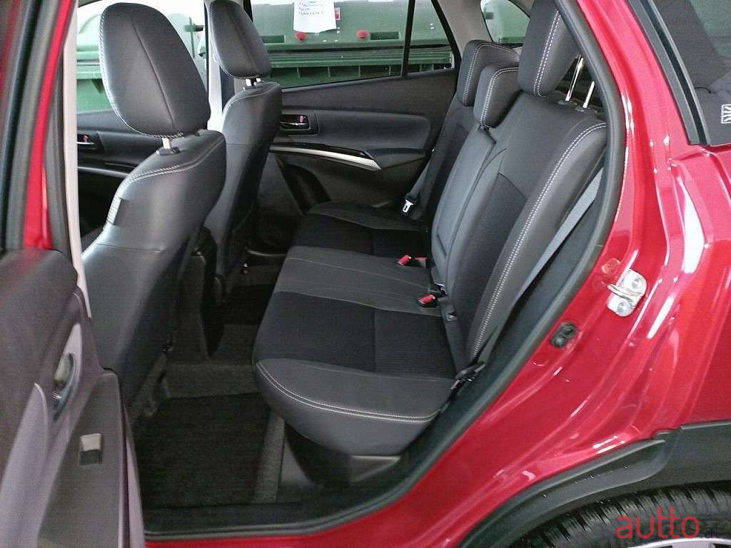 2022' Suzuki S-Cross photo #6