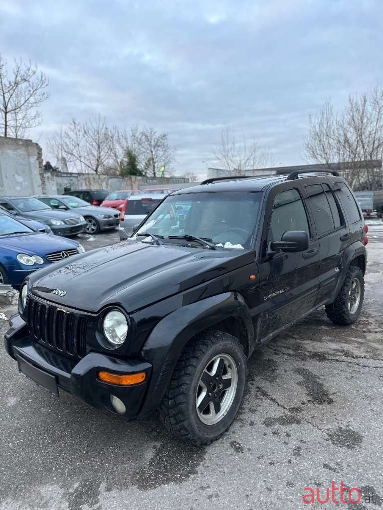 2003' Jeep Cherokee photo #4