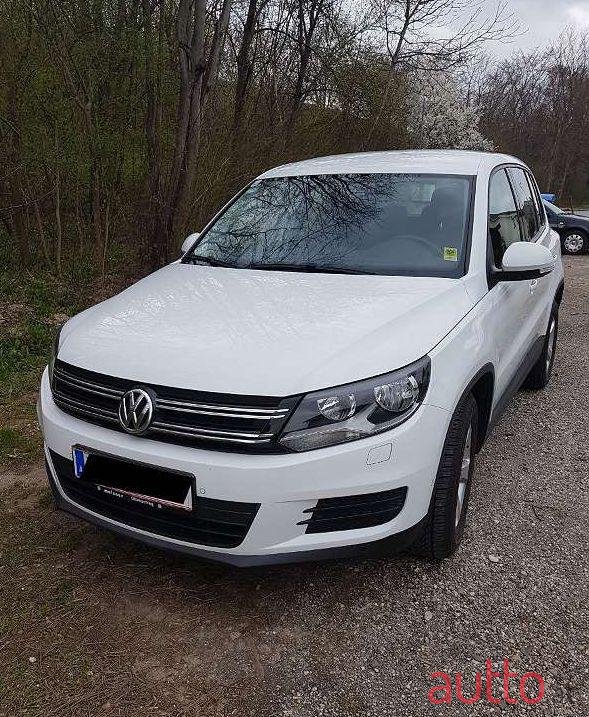 2014' Volkswagen Tiguan photo #1