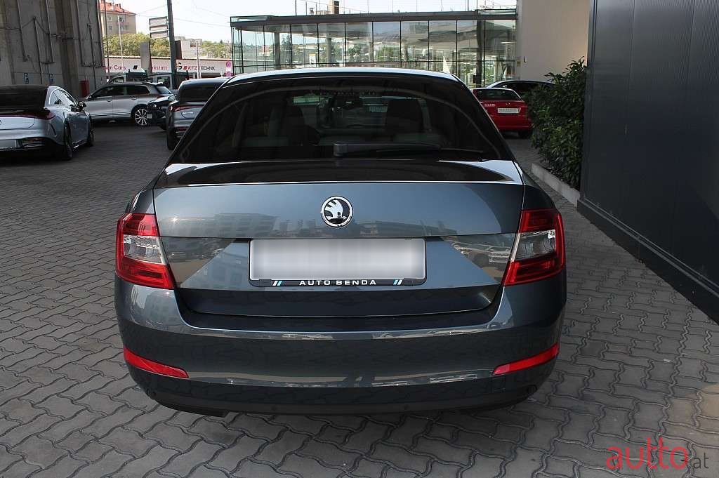 2014' Skoda Octavia photo #6