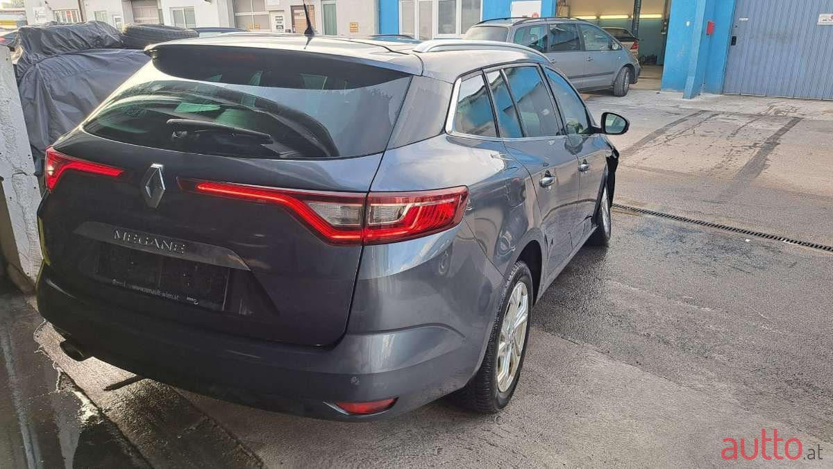 2018' Renault Megane photo #5