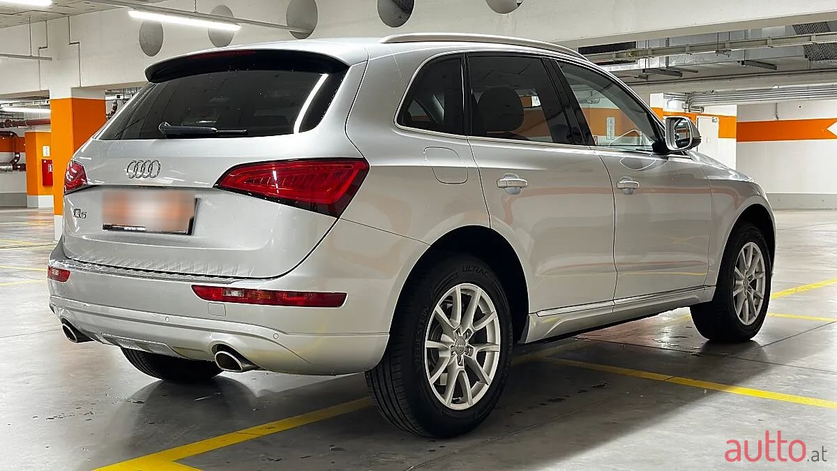 2012' Audi Q5 photo #2