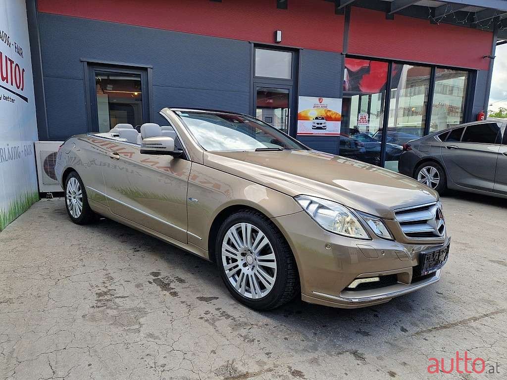 2010' Mercedes-Benz E-Klasse photo #3