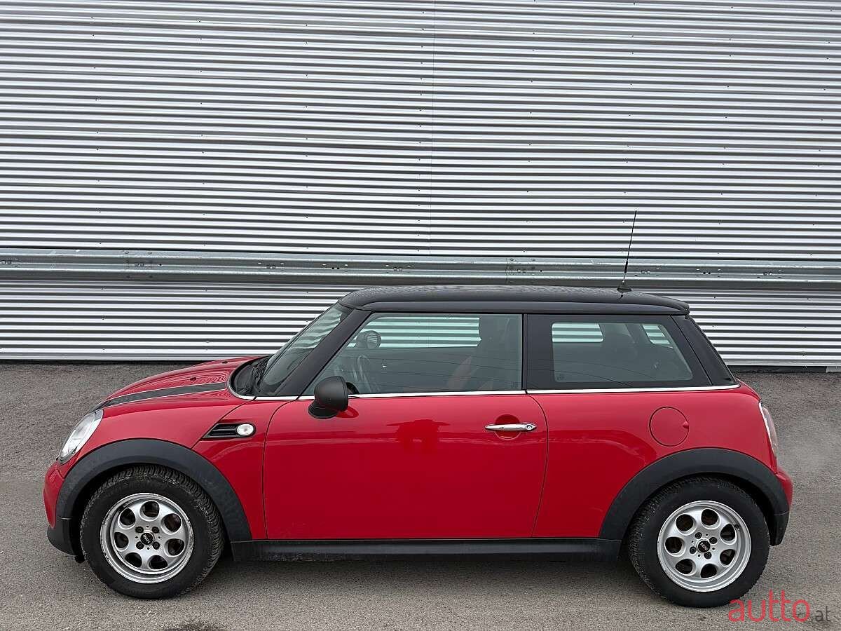 2011' MINI One photo #4