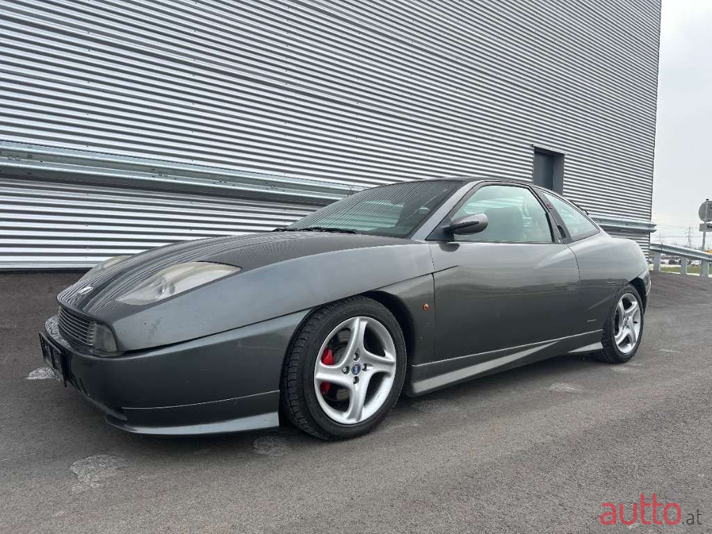 1999' Fiat Coupe photo #2
