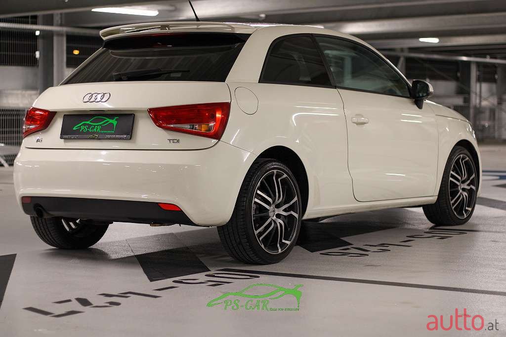 2010' Audi A1 photo #6