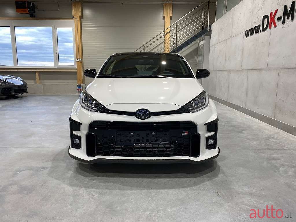 2021' Toyota Yaris photo #4
