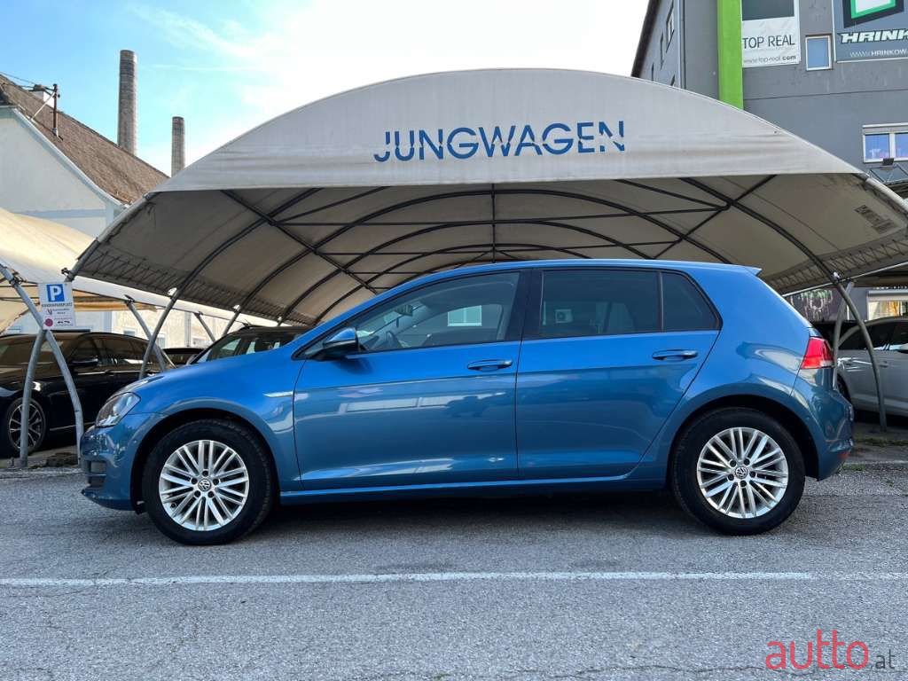 2015' Volkswagen Golf photo #4