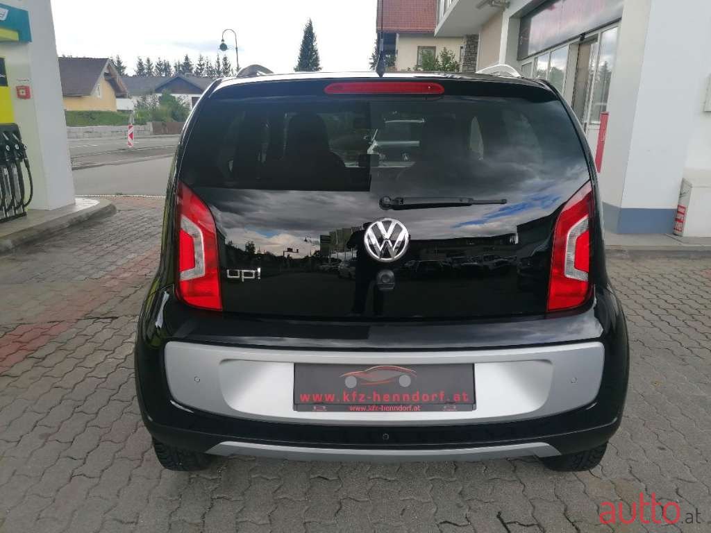 2015' Volkswagen Up! photo #6