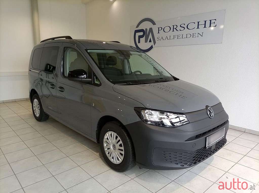 2023' Volkswagen Caddy photo #1