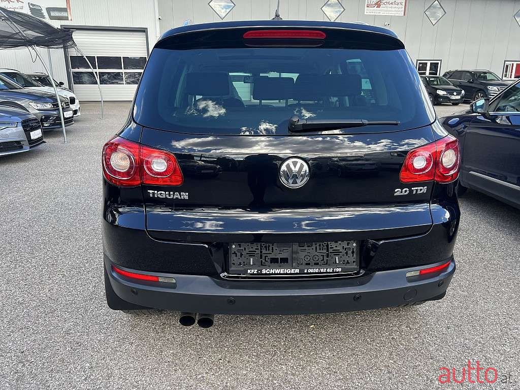 2008' Volkswagen Tiguan photo #4