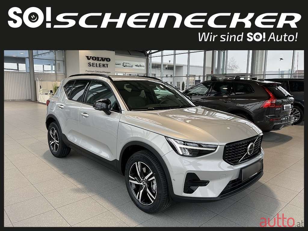2024' Volvo XC40 photo #1