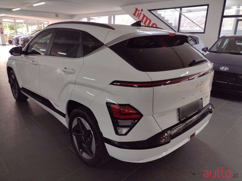 2023' Hyundai Kona photo #4