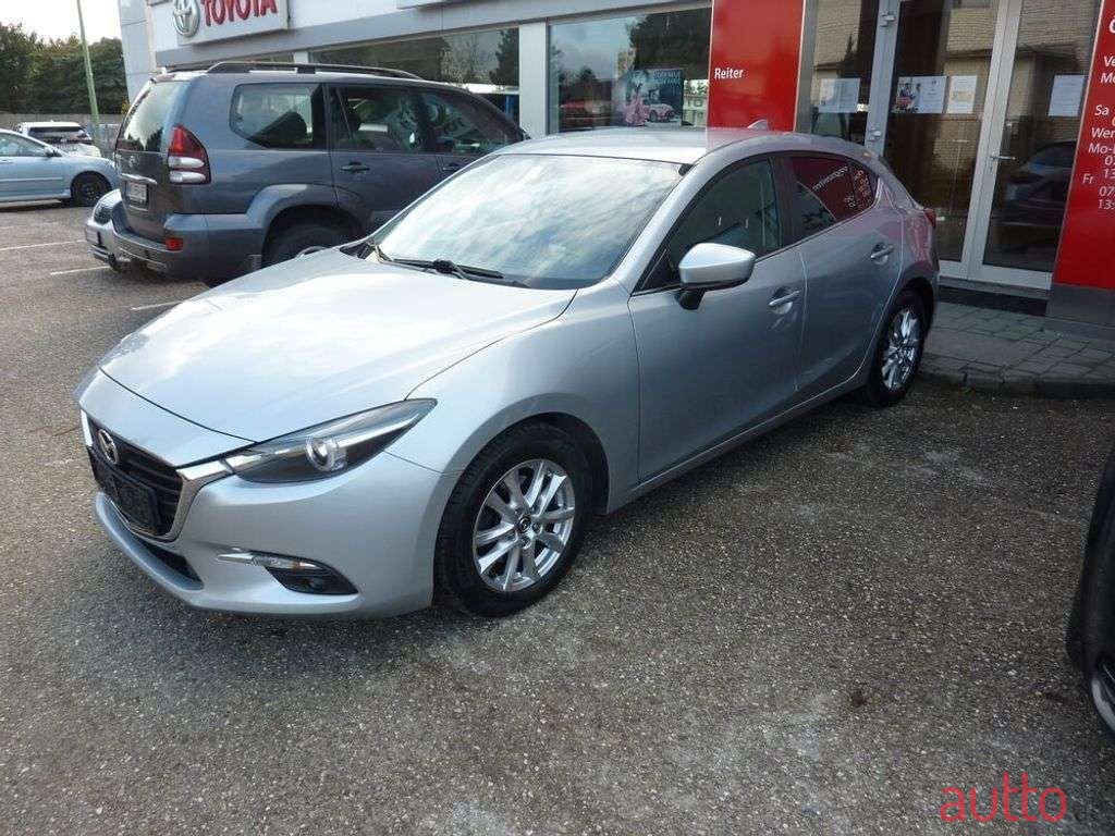 2017' Mazda Mazda3 photo #2