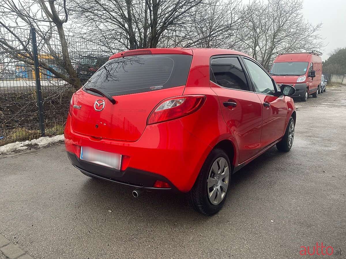 2008' Mazda Mazda2 photo #4