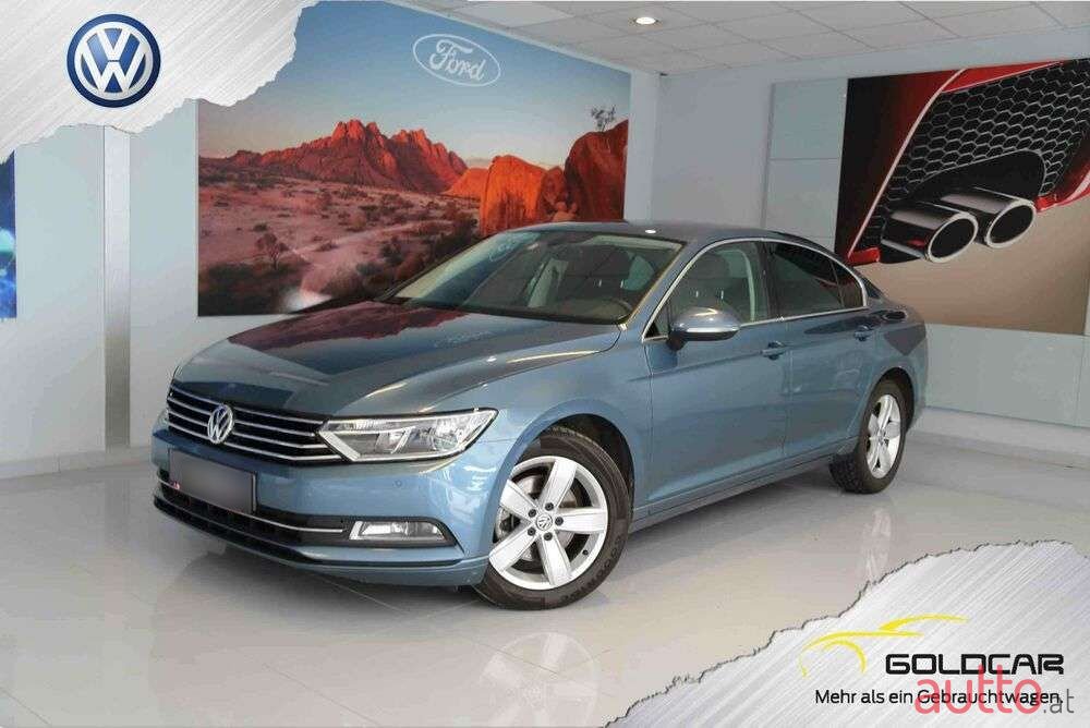 2018' Volkswagen Passat photo #1