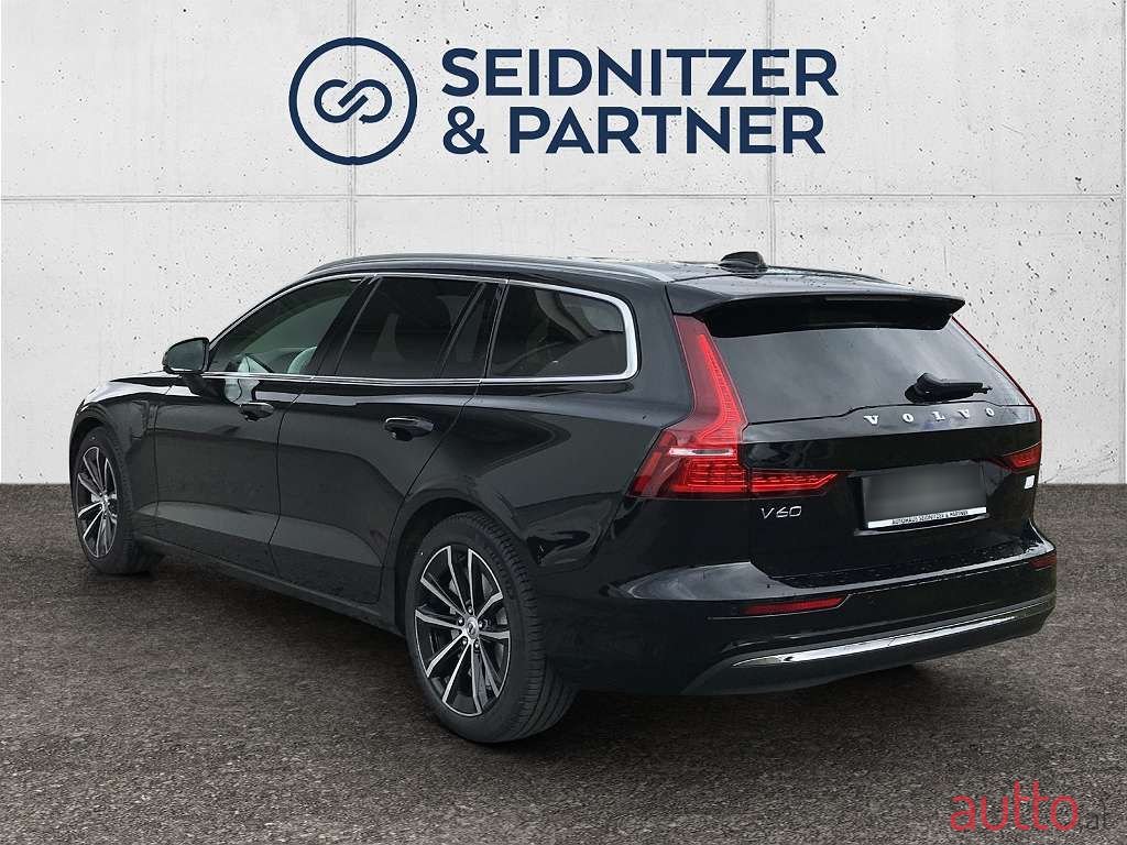 2024' Volvo V60 photo #4