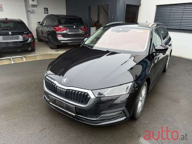 2021' Skoda Octavia photo #1