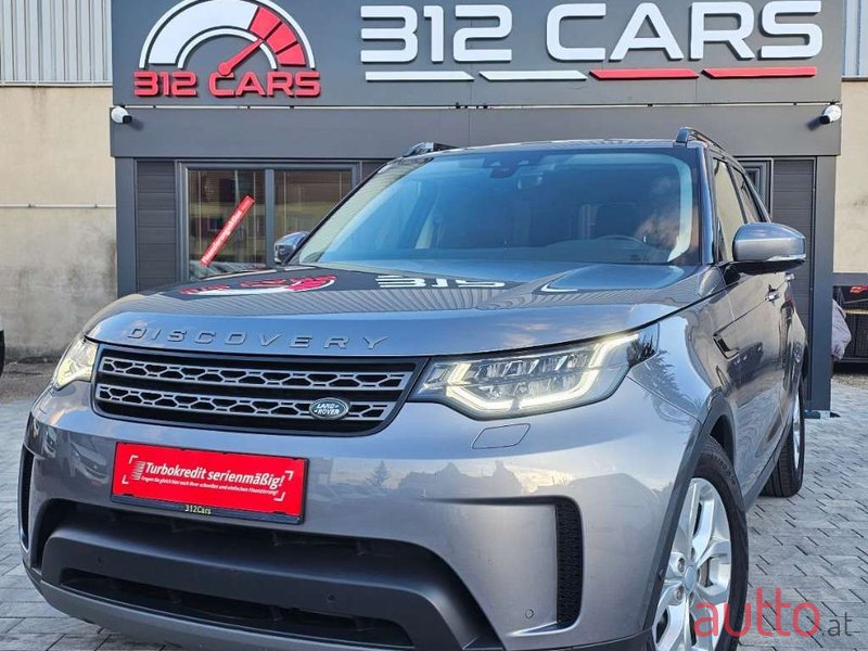 2019' Land Rover Discovery photo #1