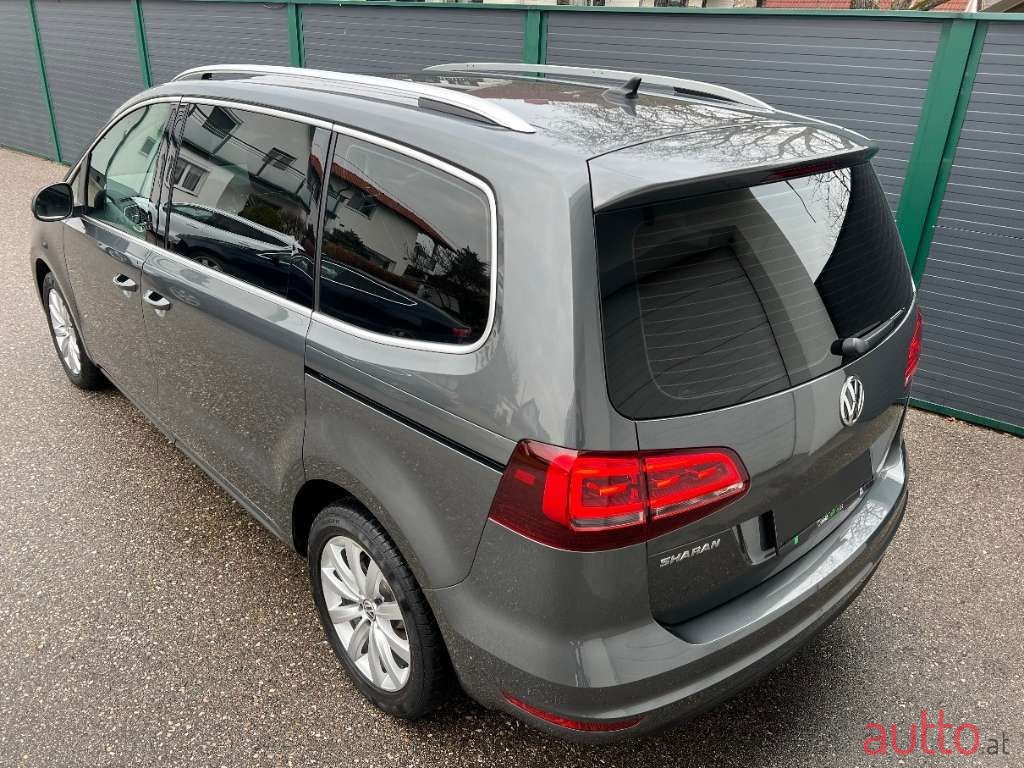 2020' Volkswagen Sharan photo #5