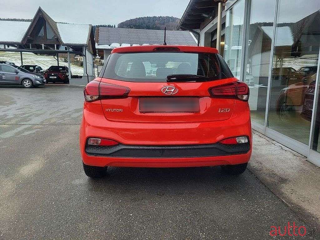 2020' Hyundai i20 photo #5