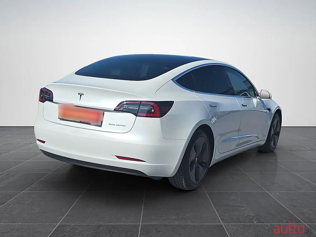2020' Tesla Model 3 photo #4