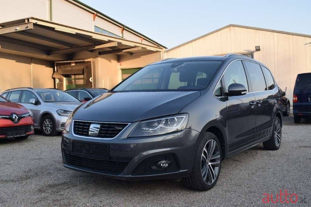 2020' SEAT Alhambra photo #2