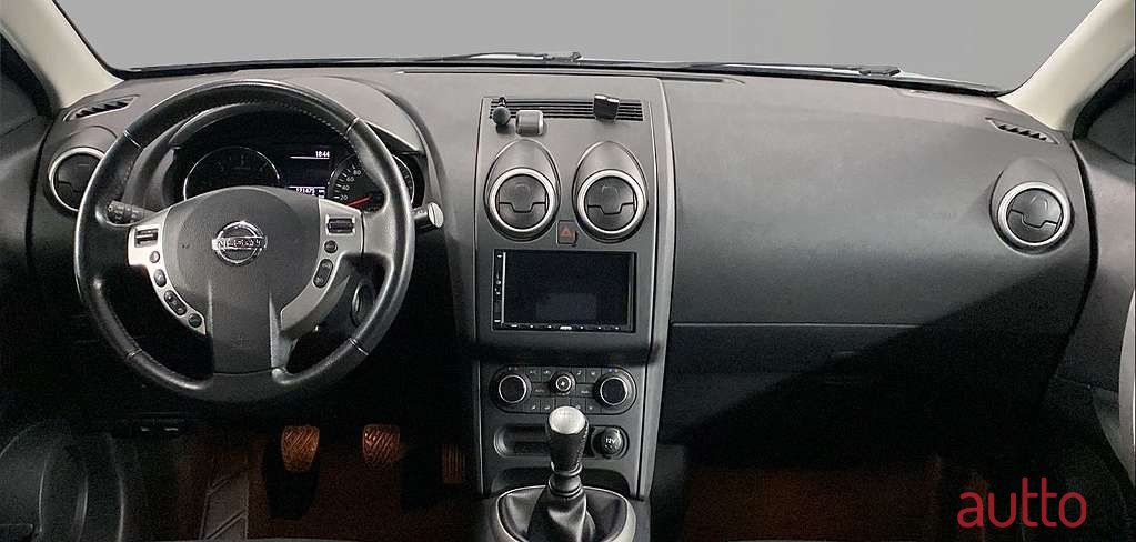 2012' Nissan Qashqai photo #6