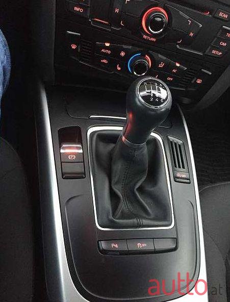 2010' Audi A4 photo #1