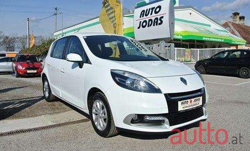 2012' Renault Scenic photo #1