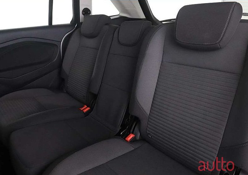 2016' Ford C-MAX photo #4