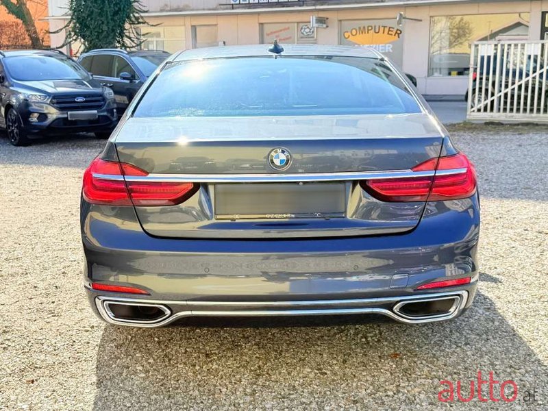 2017' BMW 7Er-Reihe photo #6