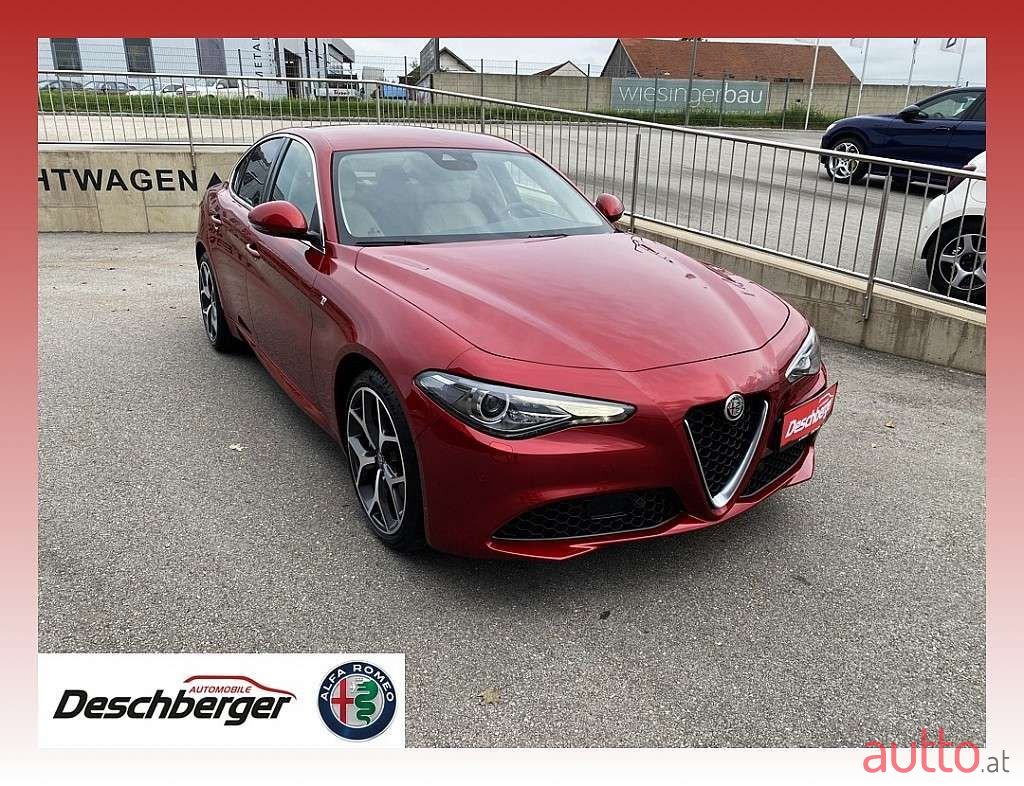 2022' Alfa Romeo Giulia photo #1