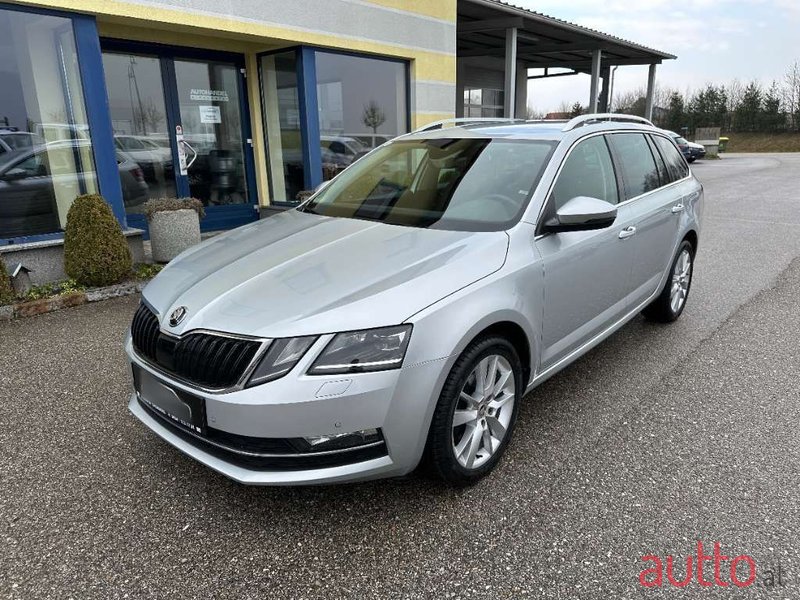 2019' Skoda Octavia photo #1