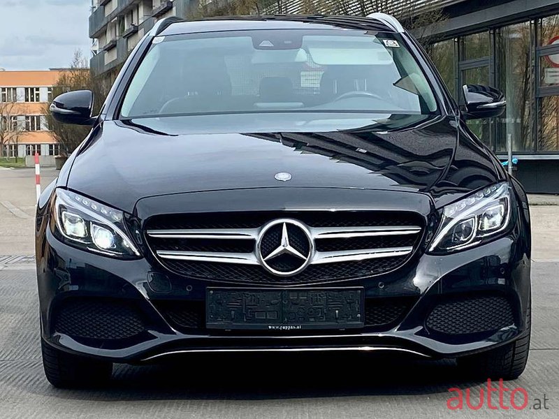2015' Mercedes-Benz C-Klasse photo #5