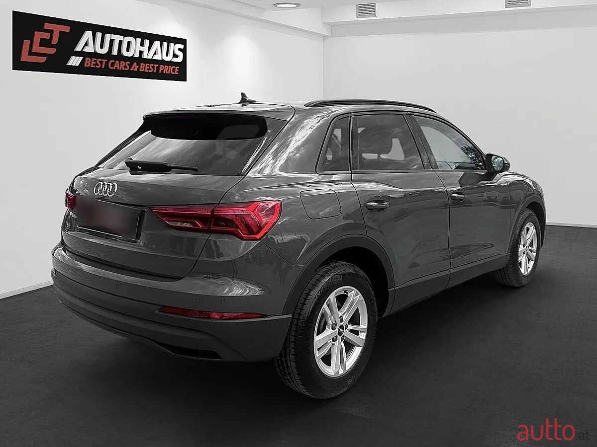 2020' Audi Q3 photo #6
