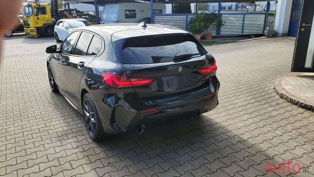 2021' BMW 1Er-Reihe photo #5