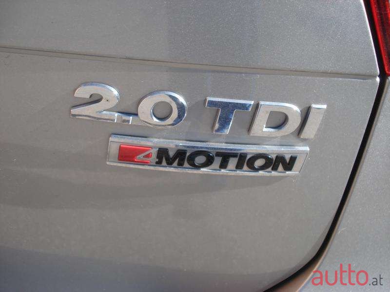 2016' Volkswagen Tiguan photo #4