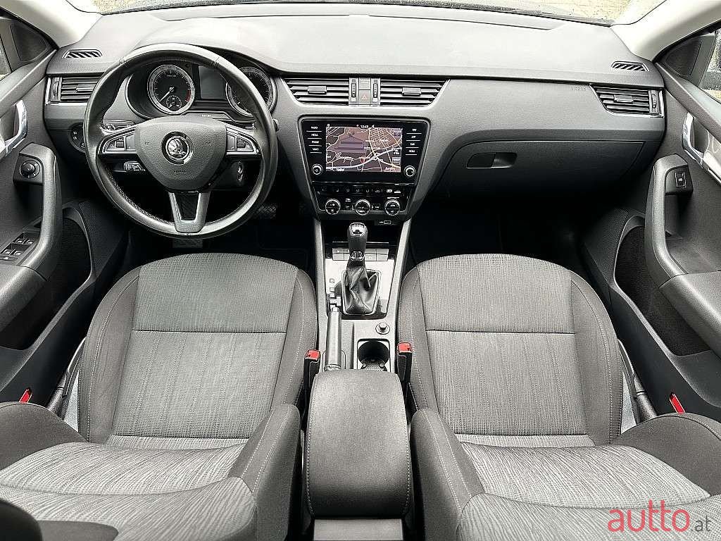 2018' Skoda Octavia photo #4