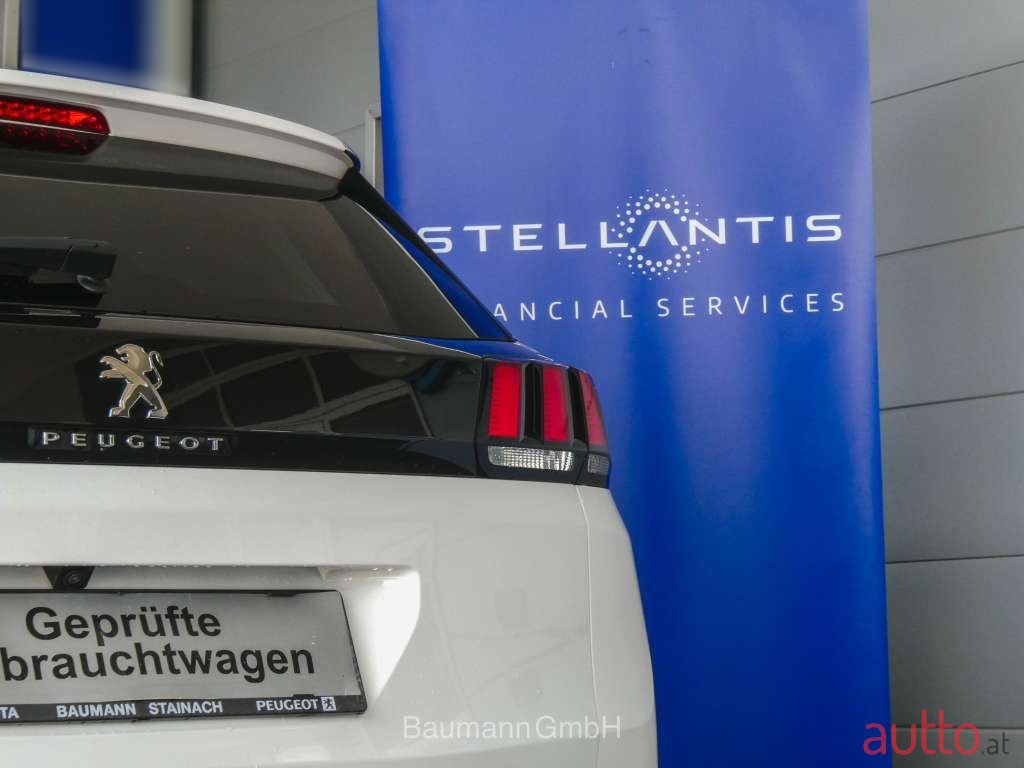 2017' Peugeot 3008 photo #5