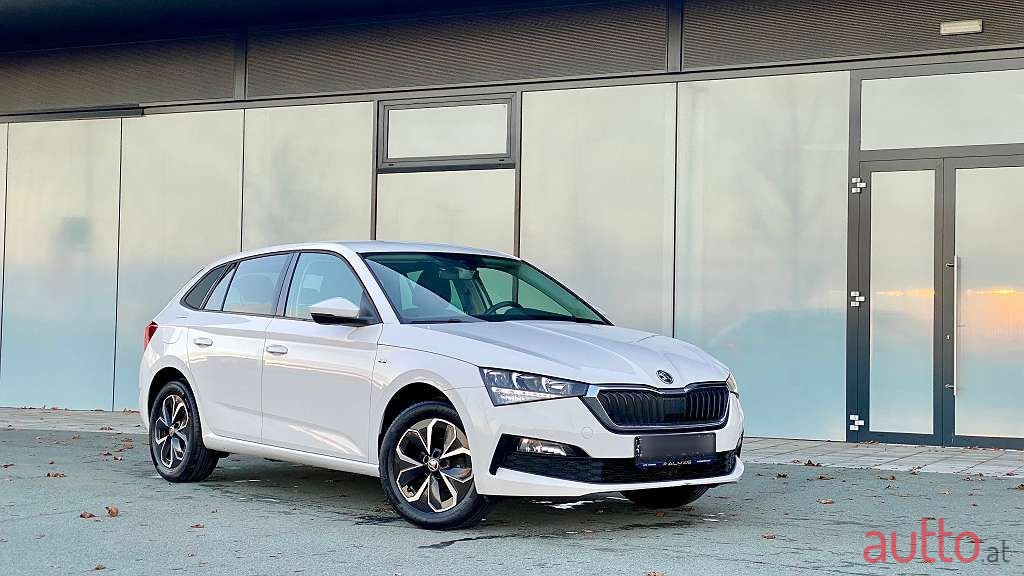 2020' Skoda Scala photo #2