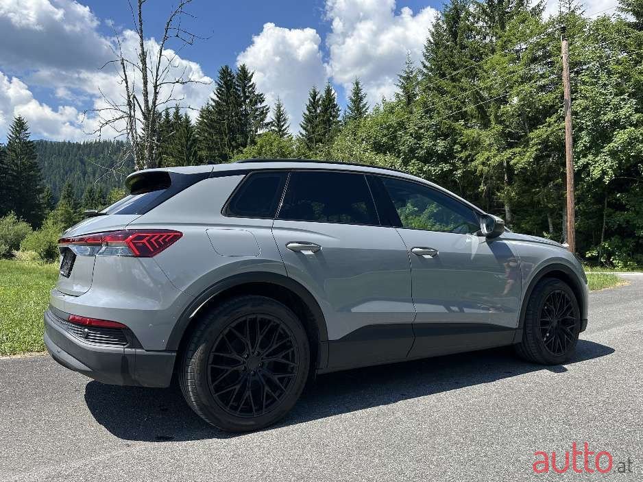 2021' Audi Q4 photo #5